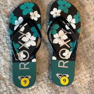Women’s Roxy Flip flops NWT